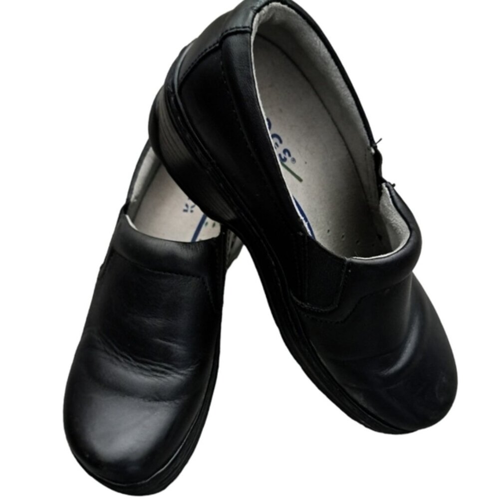 KLOGS Size 7 NAPLES black leather nursing shoes clogs